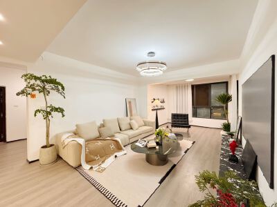 金茂光明城市，3室2厅2卫，114.72㎡，精装，售价168.00万