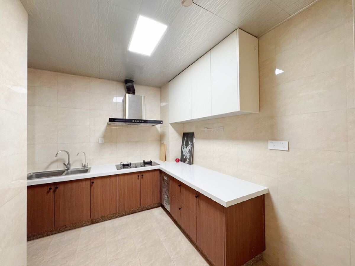 地源吾舍，3室2厅2卫，121.62㎡，精装，售价148.00万 二手房