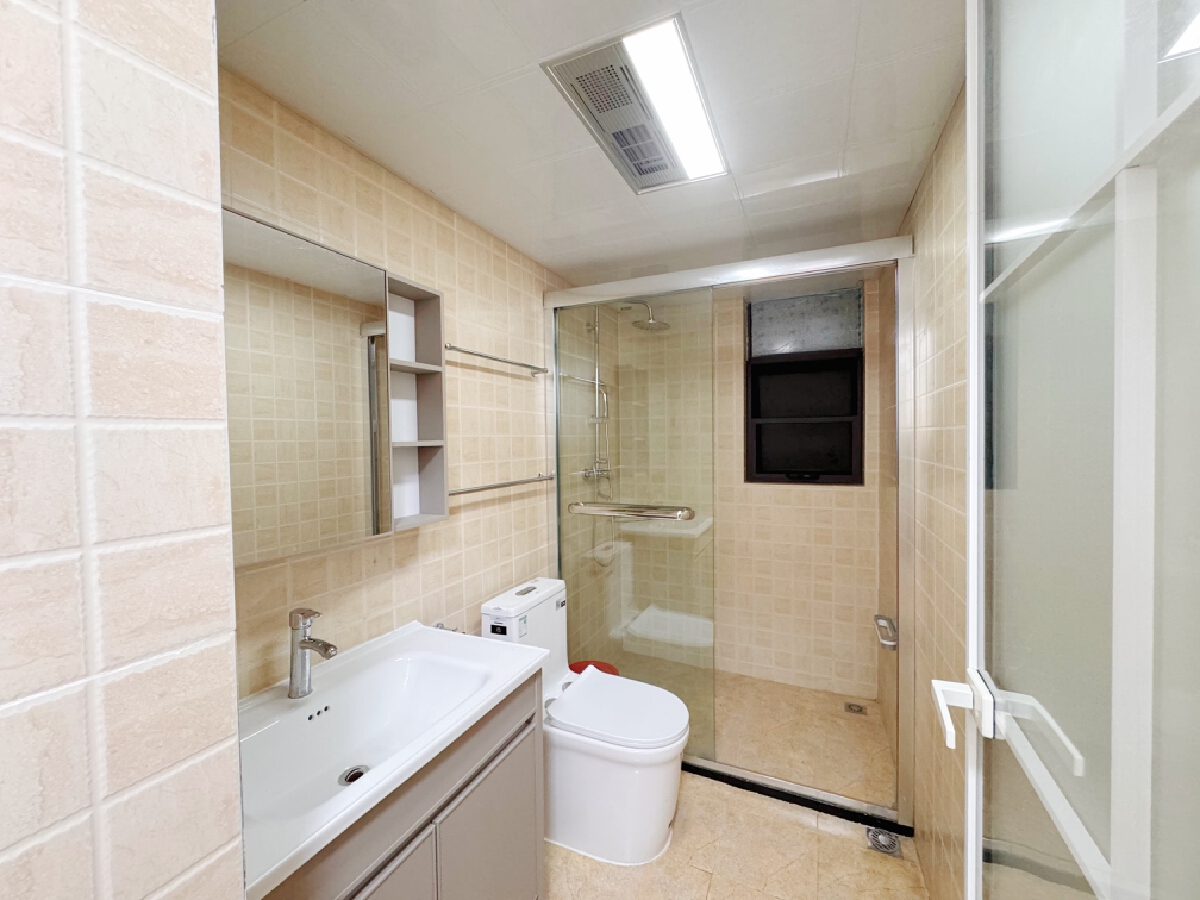 佳兆业君汇上品，3室2厅1卫，89.16㎡，精装，售价135.00万 二手房