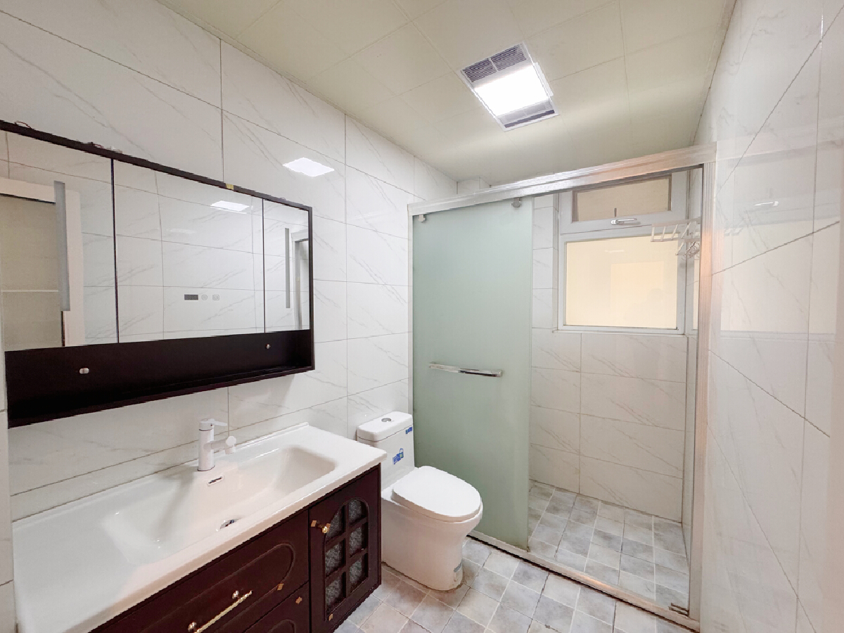 时代丽都美语，3室2厅2卫，131.00㎡，精装，售价213.00万 二手房